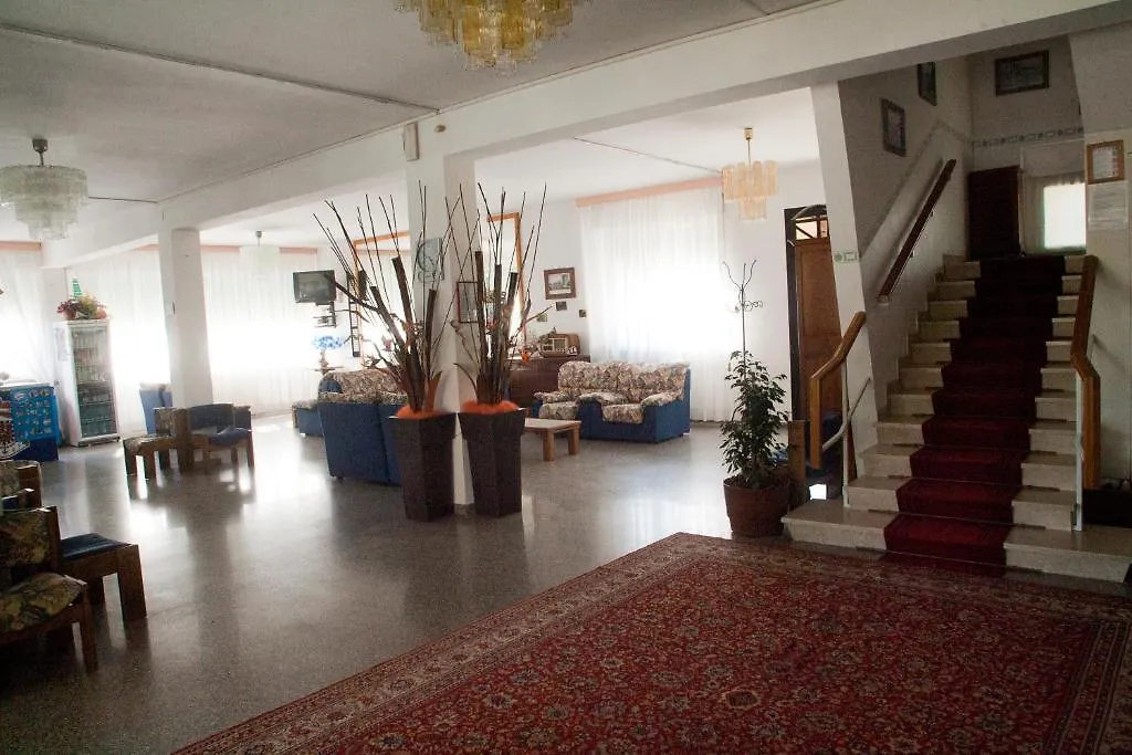 **  Hotel Stella Maris Cervia Itálie