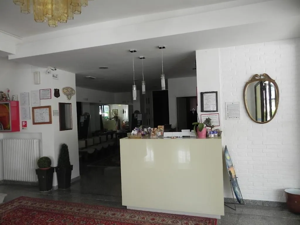 Hotel Stella Maris Cervia 2*,